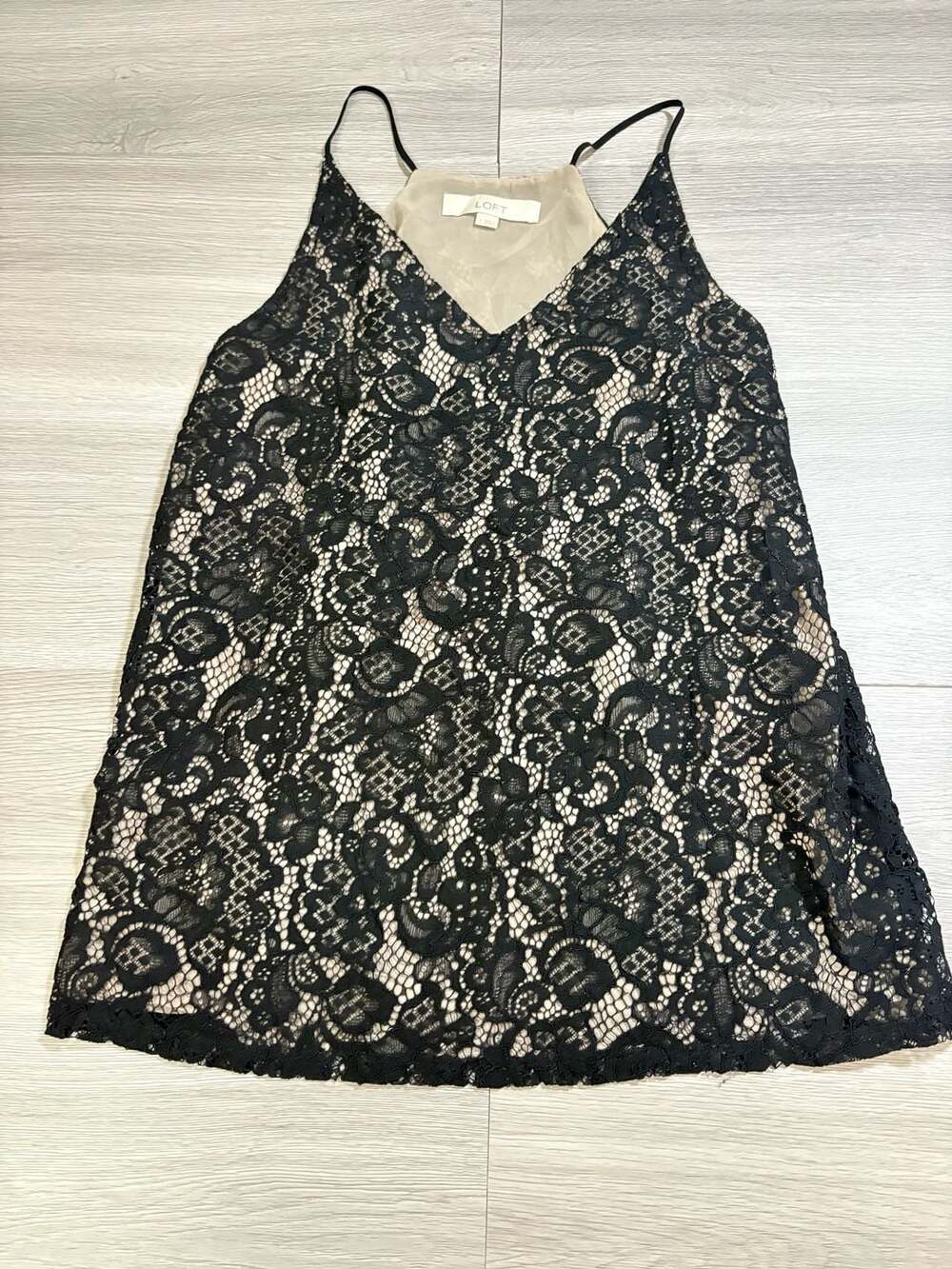 LOFT Black and Tan Floral Lace Spaghetti Strap Cami Tank Top Size S